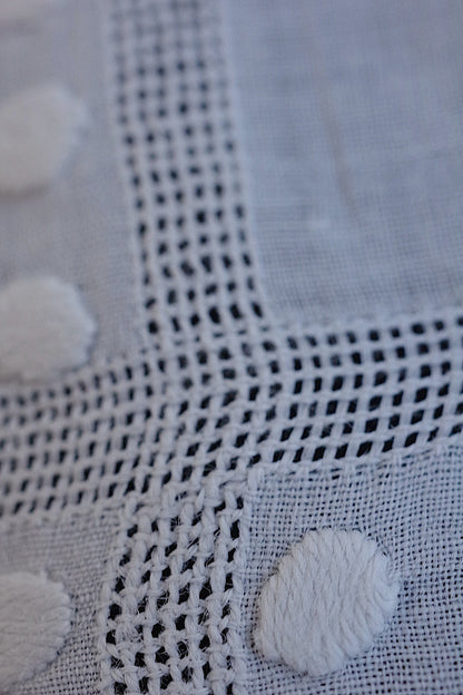 アンティーク刺繍ハンカチ　mouchoir antique4 .FR a l'epoque