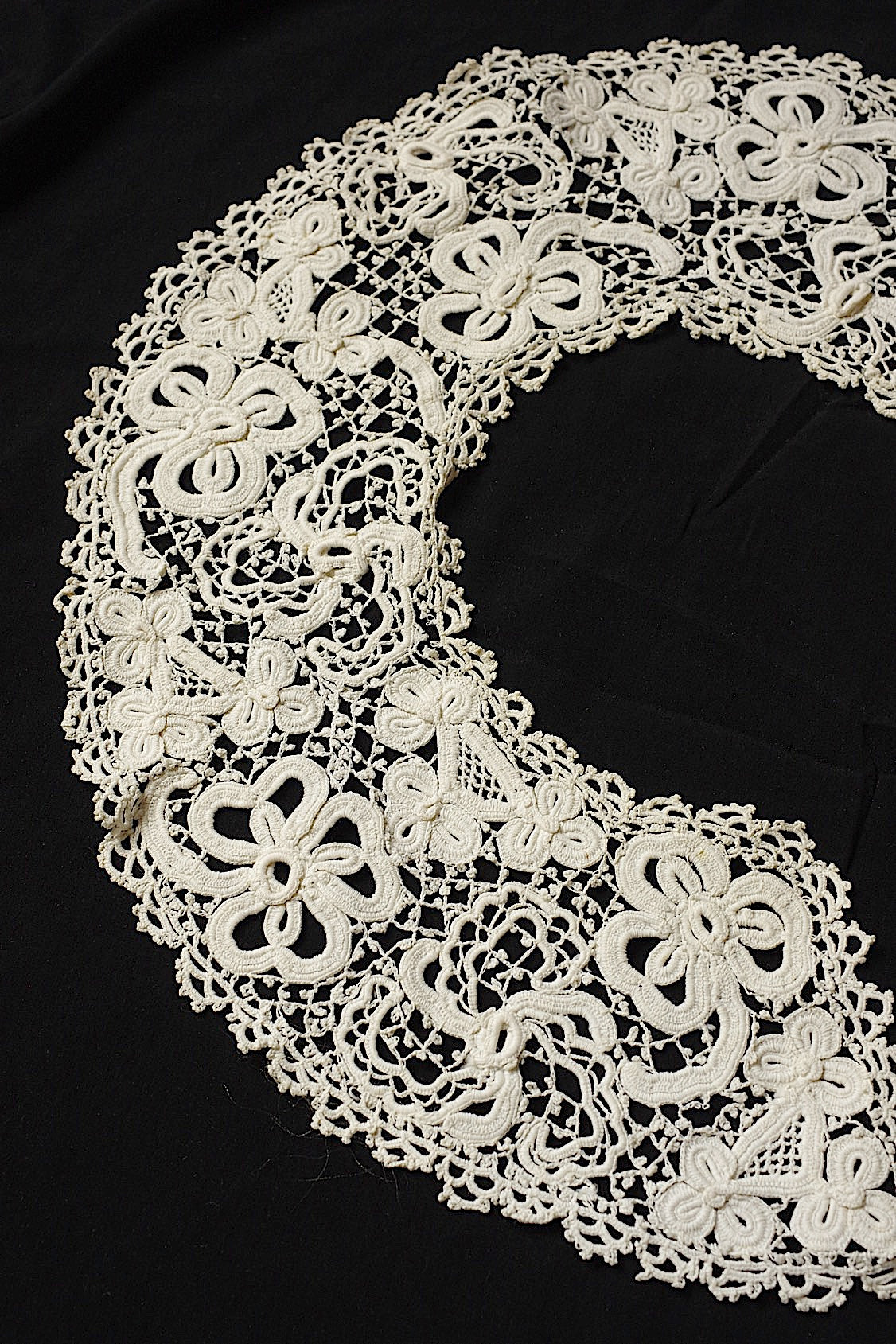 アンティークレース　dentelle antique  antique lace　クロシェ襟 .FR a l'epoque