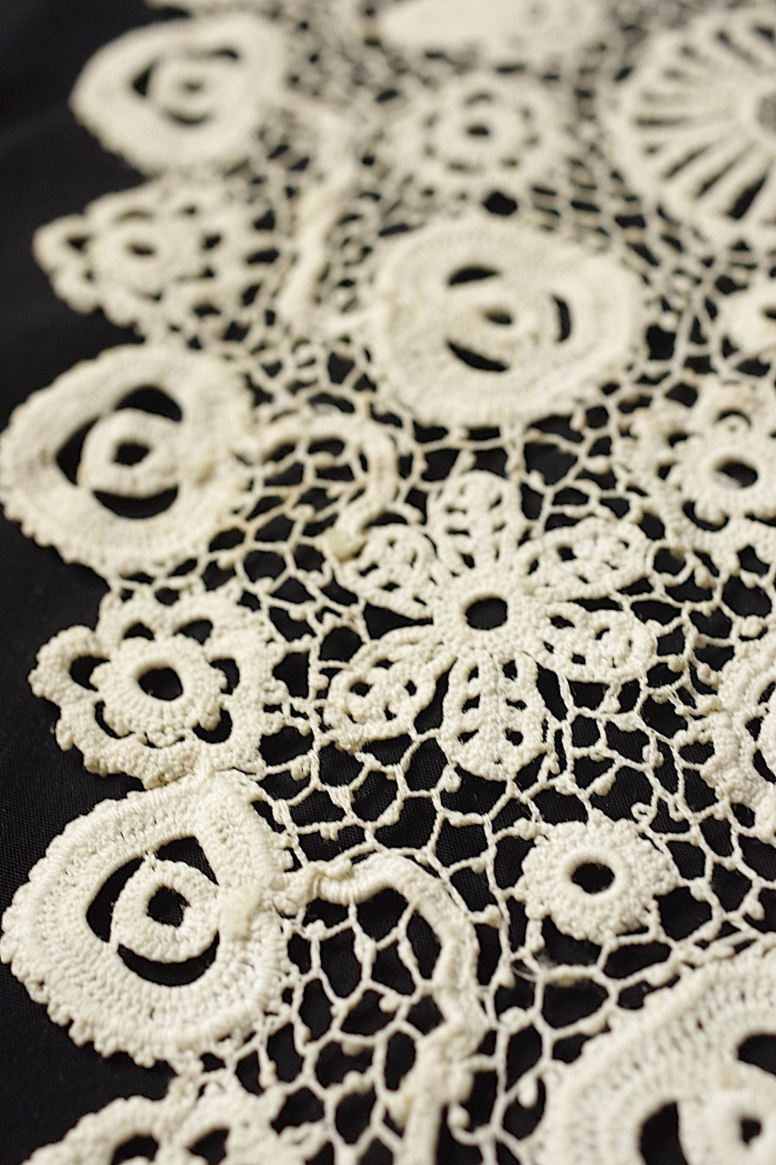 アンティークレース　dentelle antique  antique lace　クロシェ幅広襟 .FR a l'epoque