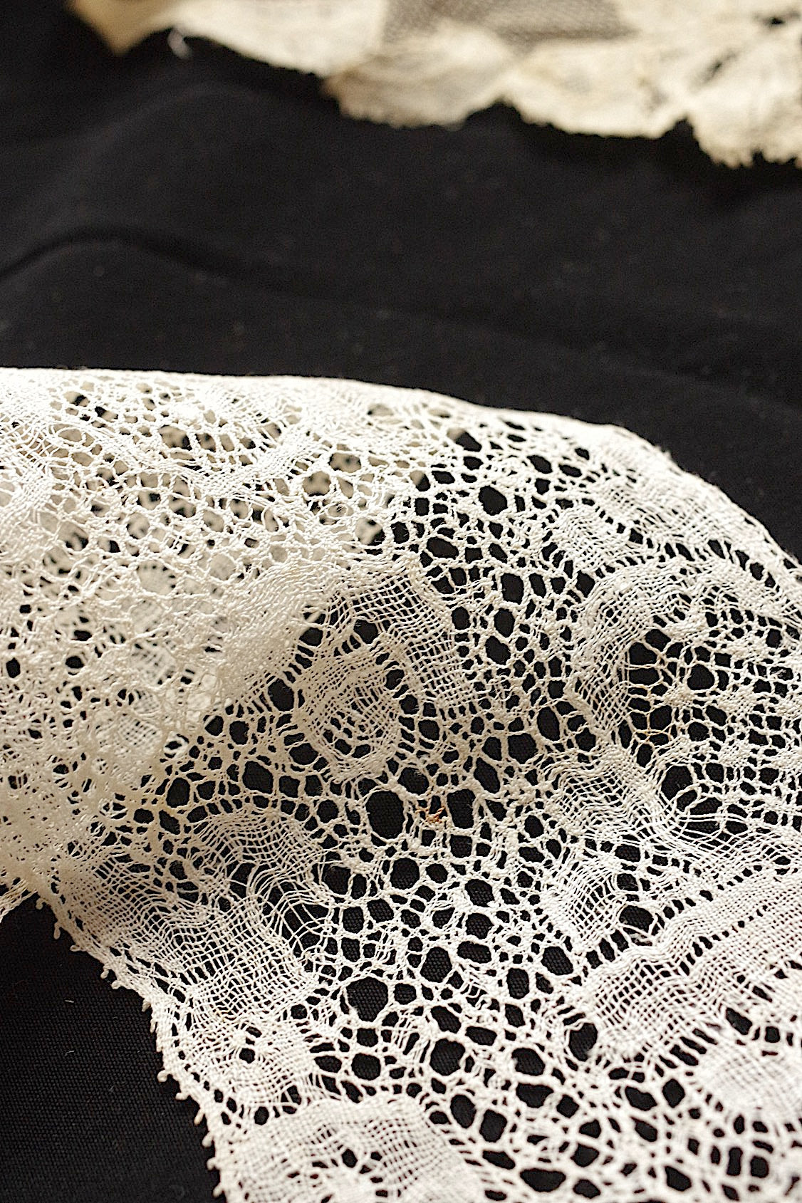 アンティークレース　dentelle antique  antique lace　３種 .FR a l'epoque