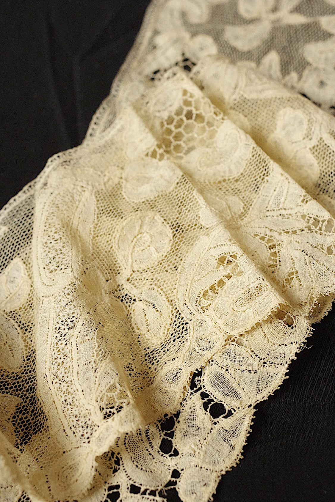 アンティークレース　dentelle antique  antique lace　３種 .FR a l'epoque