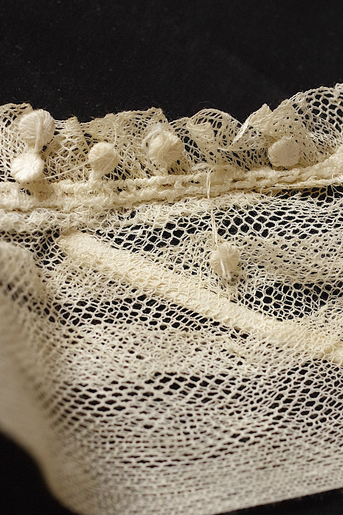 アンティークレース　dentelle antique  antique lace　ジャボ .FR a l'epoque