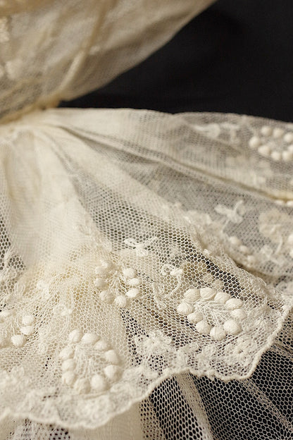アンティークレース　dentelle antique  antique lace　ジャボ .FR a l'epoque