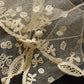 アンティークレース　dentelle antique  antique lace　アプリカッションアングレテールハギレ .FR a l'epoque