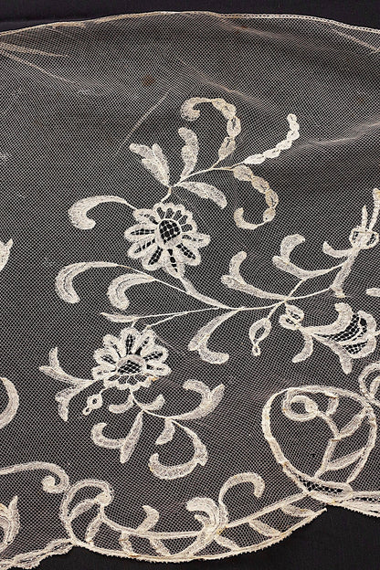 アンティークレース　antique dentelle　195cm .FR a l'epoque