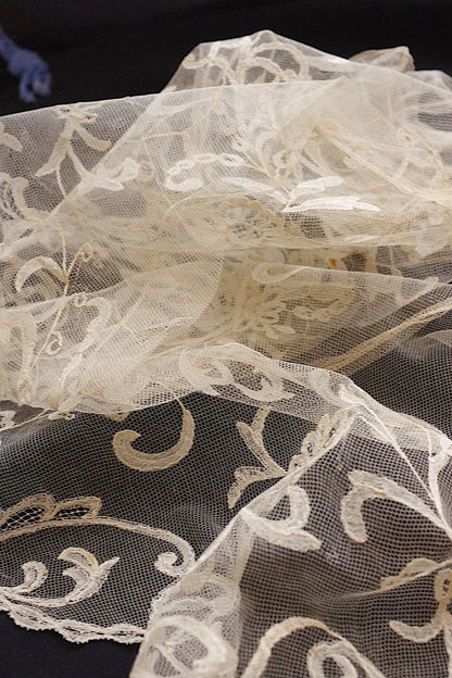 アンティークレース　antique dentelle　195cm .FR a l'epoque