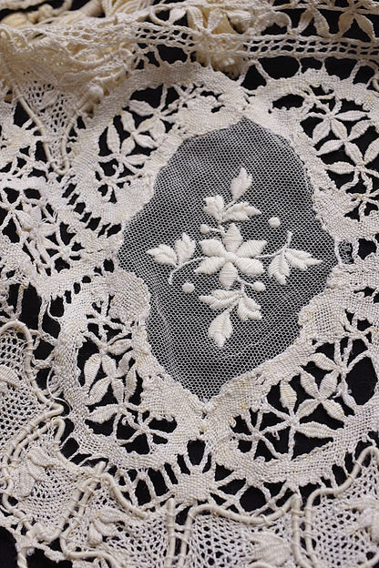 アンティークレース　dentelle antique lace　フリンジ .FR a l'epoque