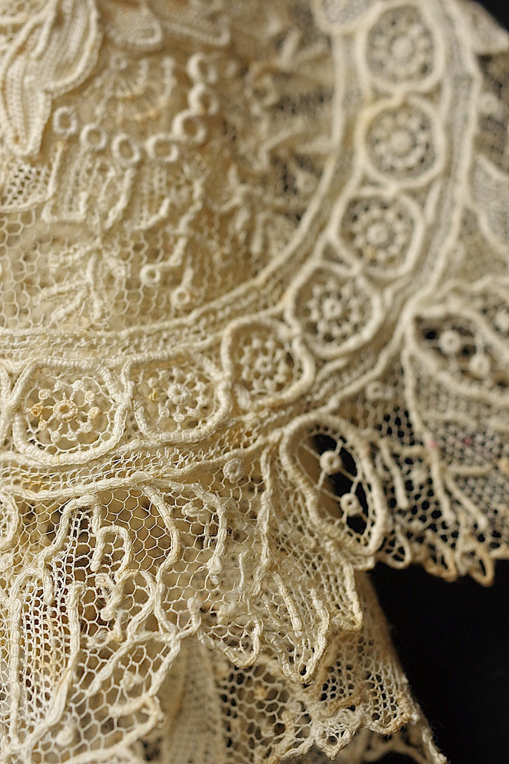 アンティークレース　antique dentelle ニードルブリュクセル　60cm .FR a l'epoque