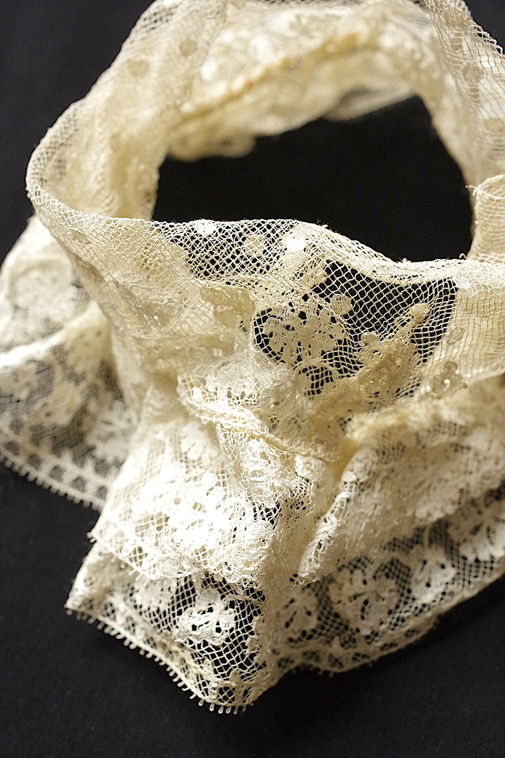 アンティークレース　antique dentelle ハギレlot　素材用 .FR a l'epoque