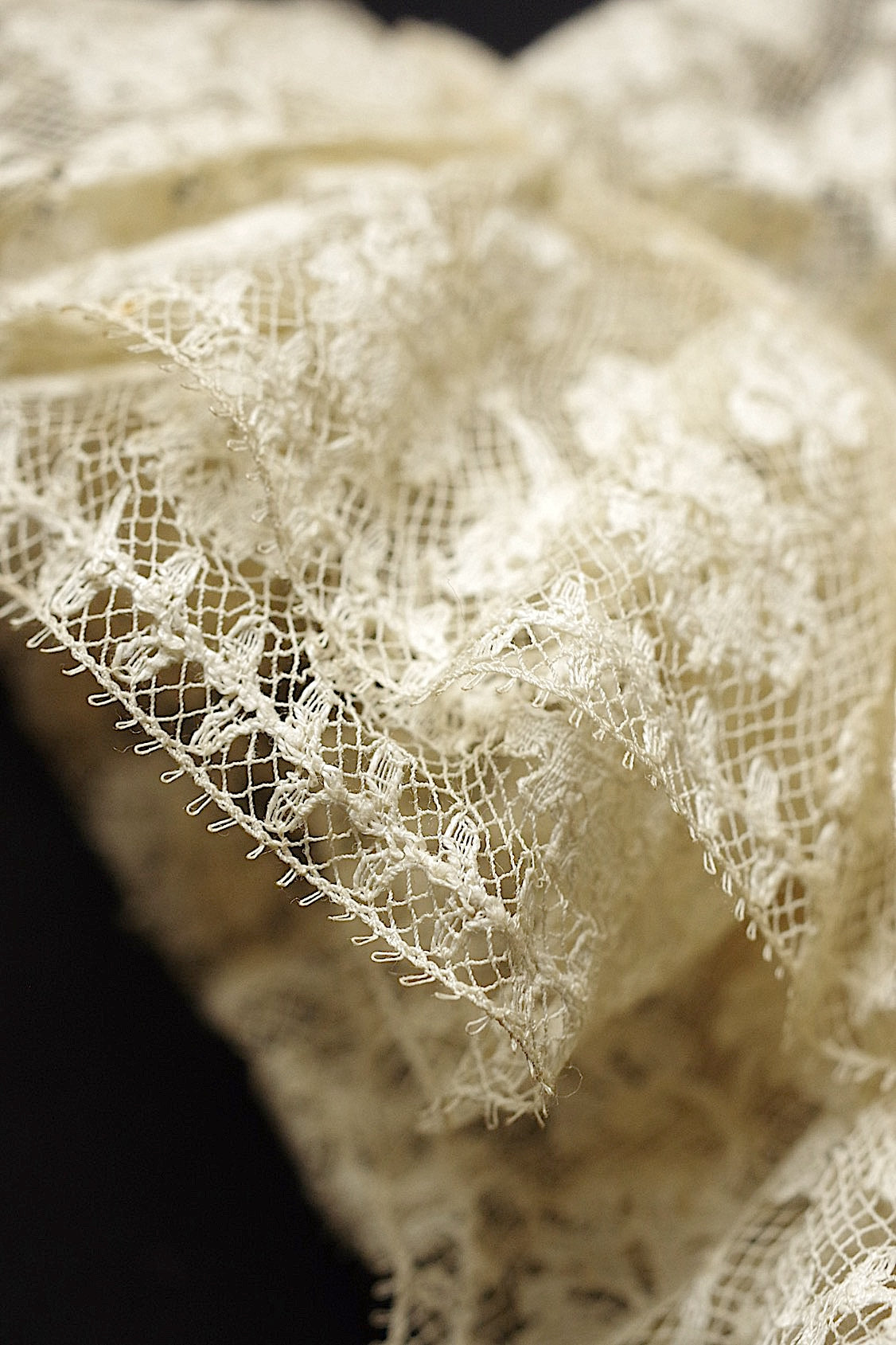 アンティークレース　antique dentelle ハギレlot　素材用 .FR a l'epoque