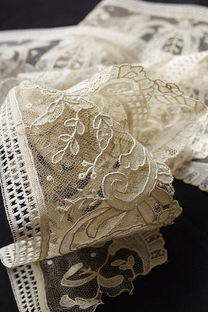 アンティークレース　antique dentelle ブリュクセルレース .FR a l'epoque