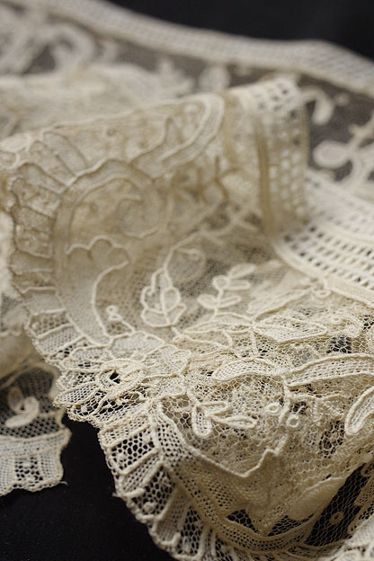 アンティークレース　antique dentelle ブリュクセルレース .FR a l'epoque