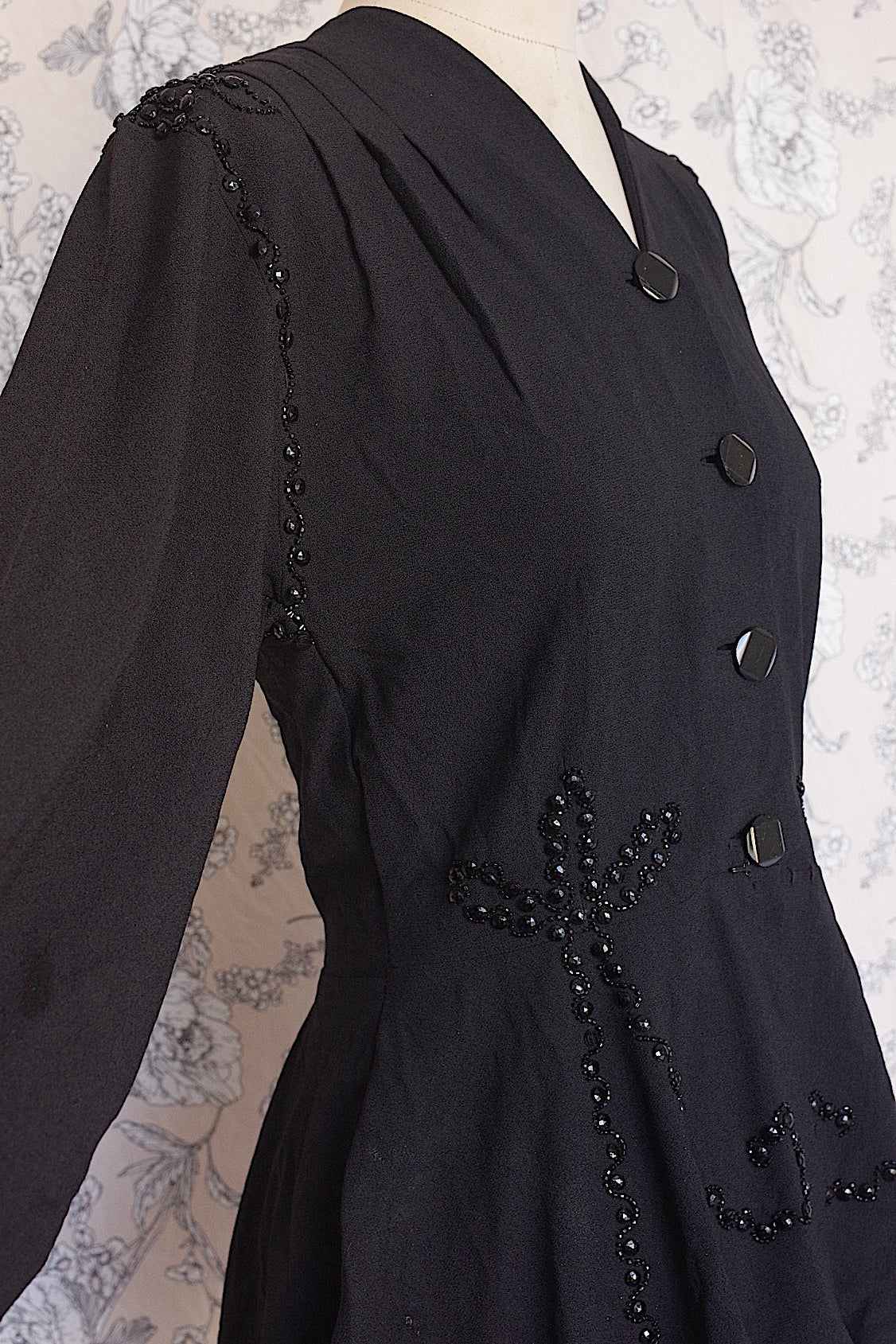 アンティークジャケット　vêtement antique black jacket .FR a l'epoque