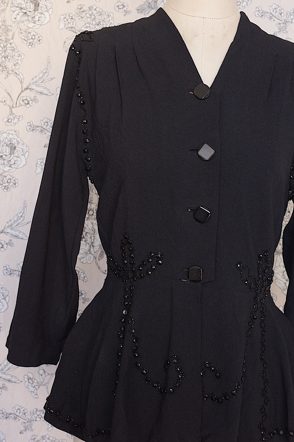 アンティークジャケット　vêtement antique black jacket .FR a l'epoque