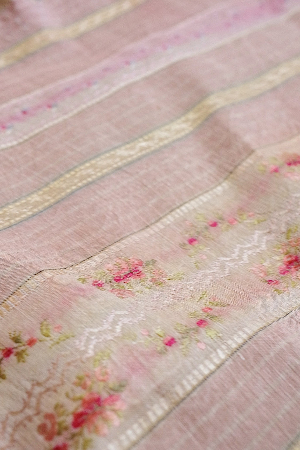 アンティーク生地　tissu antique アンティーク生地回収品素材に　2 .FR a l'epoque