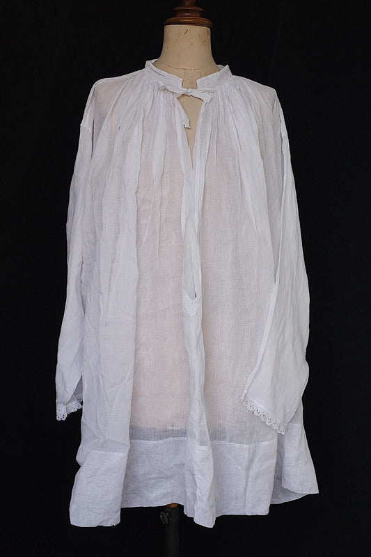 アンティーク教会チュニック　vêtement antique surplis Church Smock .FR a l'epoque