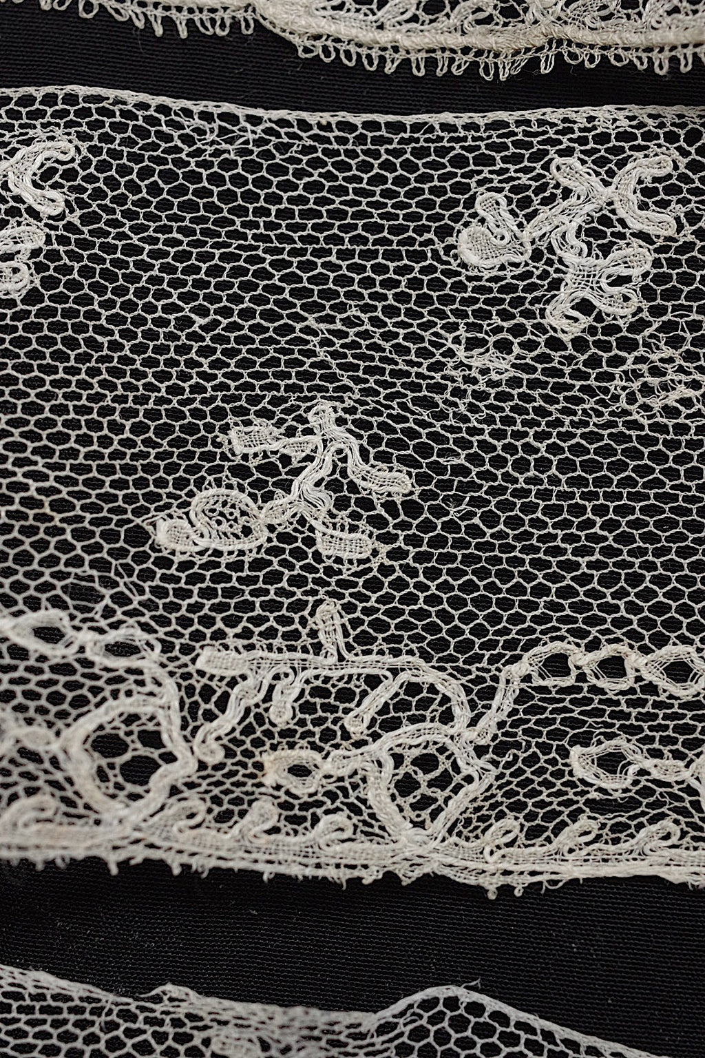 アンティークレース　dentelle antique　３種 .FR a l'epoque