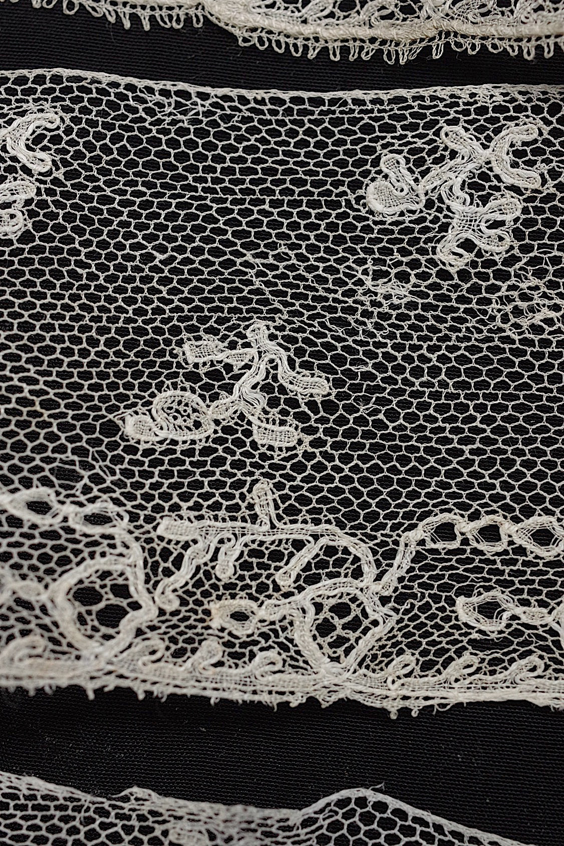 アンティークレース　dentelle antique　３種 .FR a l'epoque