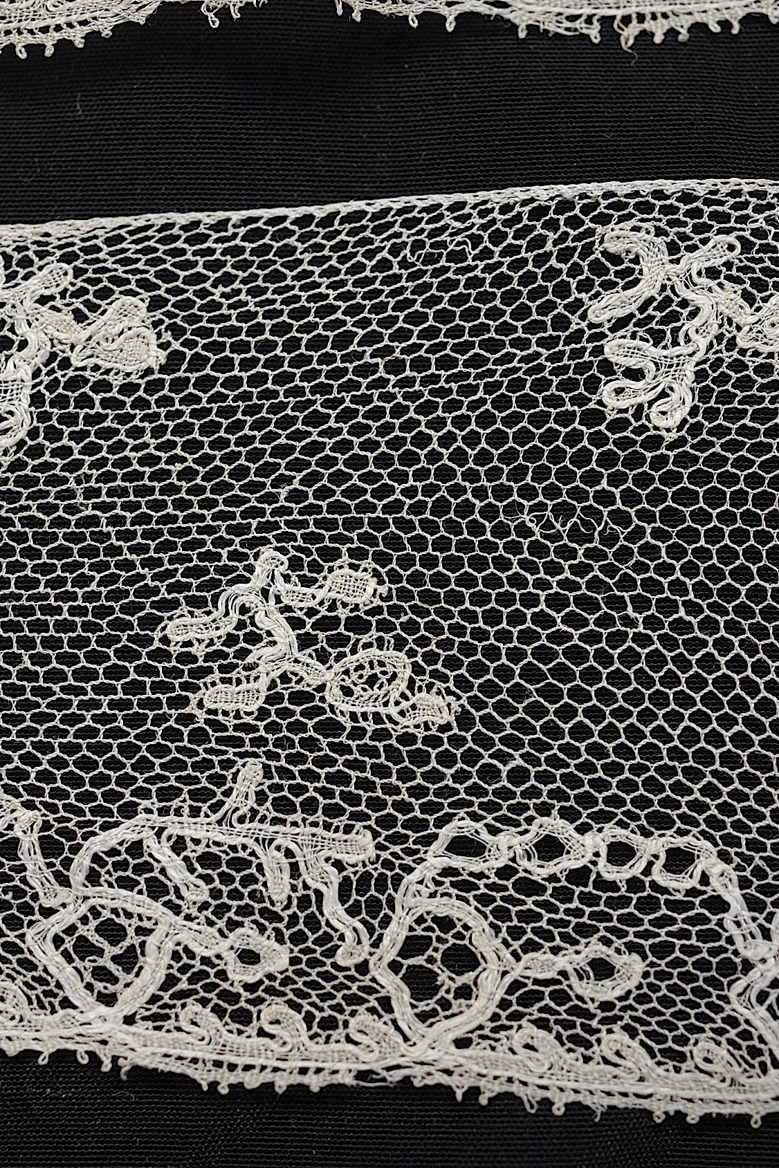 アンティークレース　dentelle antique　３種 .FR a l'epoque