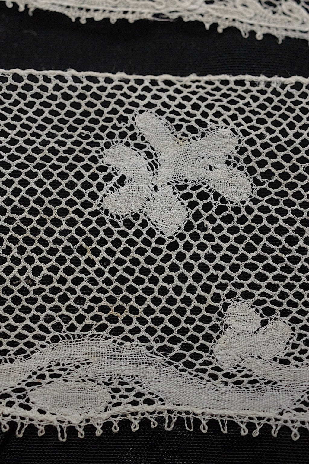 アンティークレース　dentelle antique　３種 .FR a l'epoque