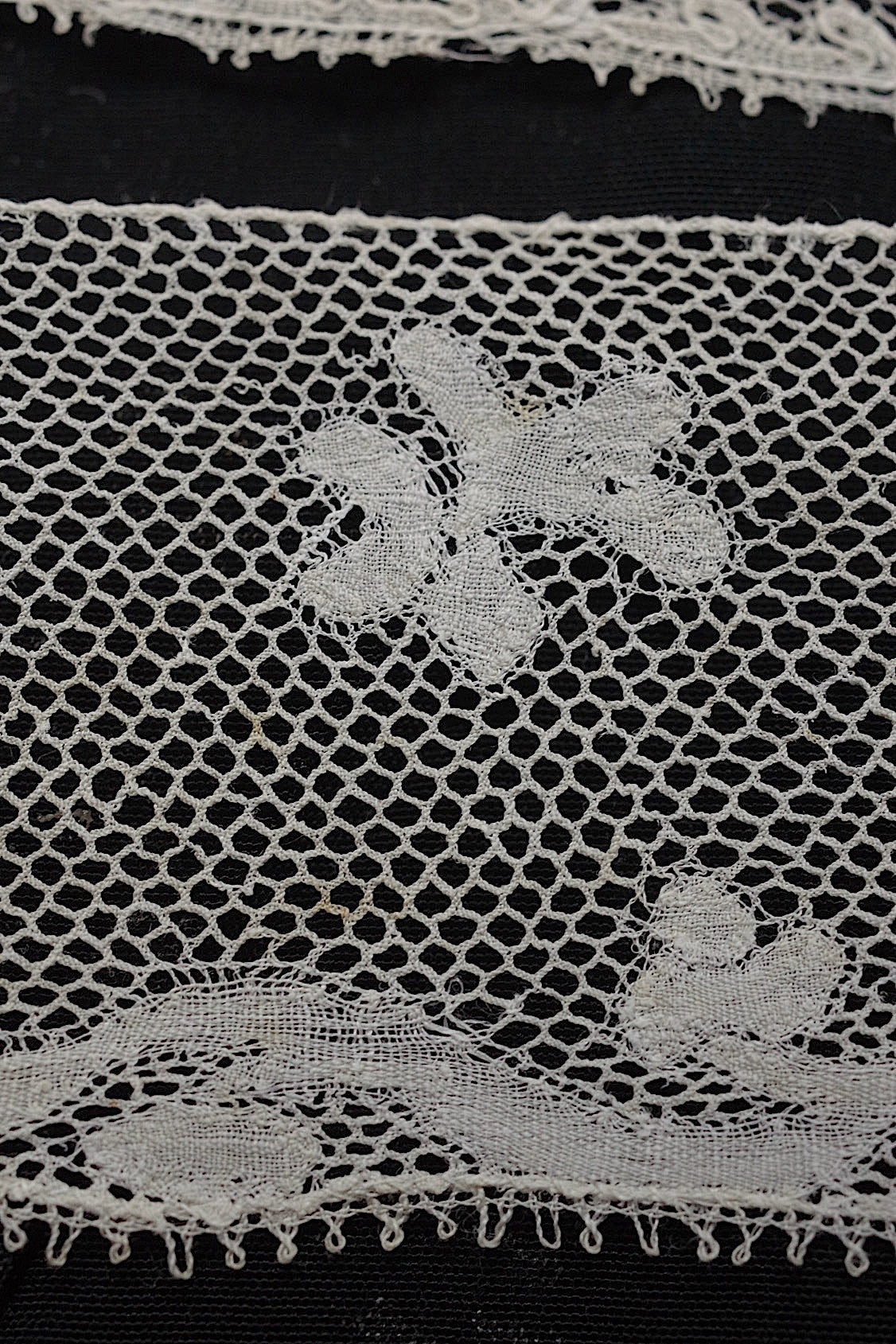 アンティークレース　dentelle antique　３種 .FR a l'epoque