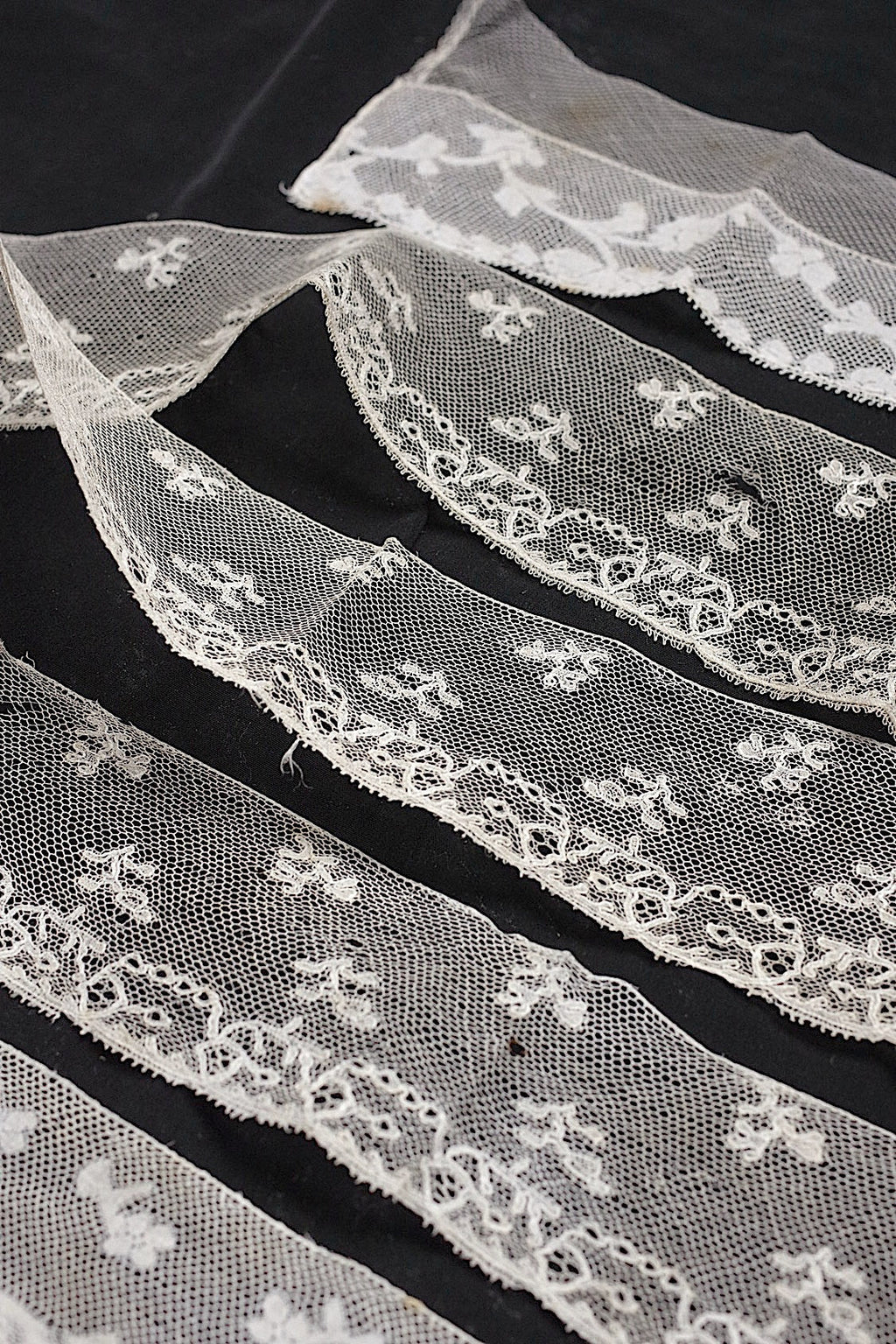 アンティークレース　dentelle antique　３種 .FR a l'epoque