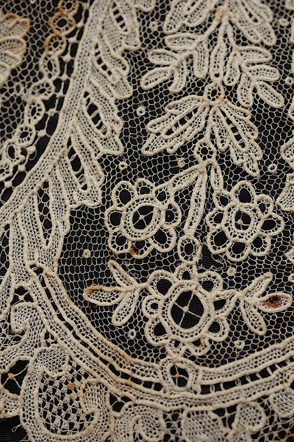 アンティークレース　dentelle antique　襟 .FR a l'epoque