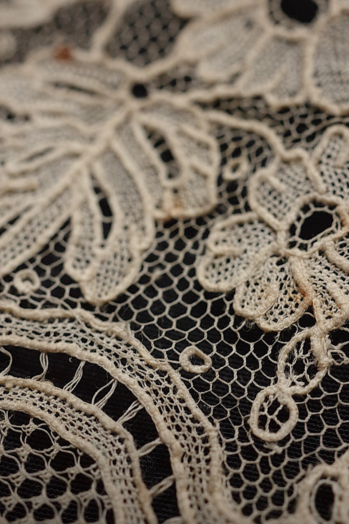 アンティークレース　dentelle antique　襟 .FR a l'epoque