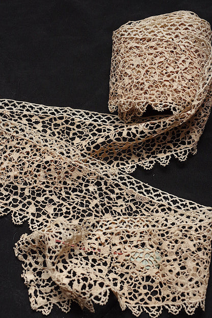 アンティークレース　dentelle antique 215cm ヴニーズ .FR a l'epoque