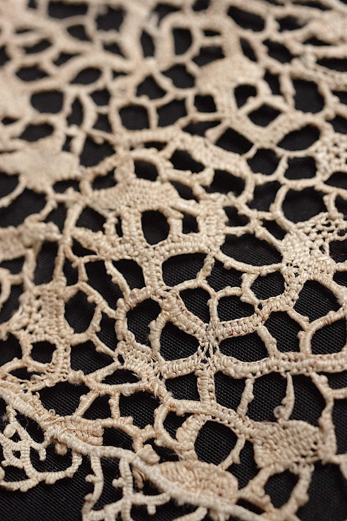 アンティークレース　dentelle antique 215cm ヴニーズ .FR a l'epoque