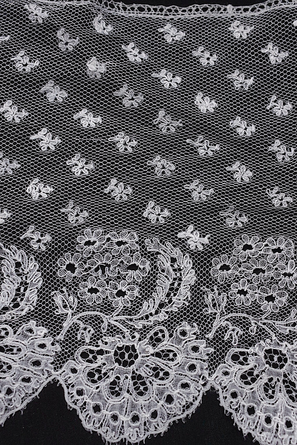 アンティークレース　dentelle antique 220＋90cm マリンヌレース .FR a l'epoque