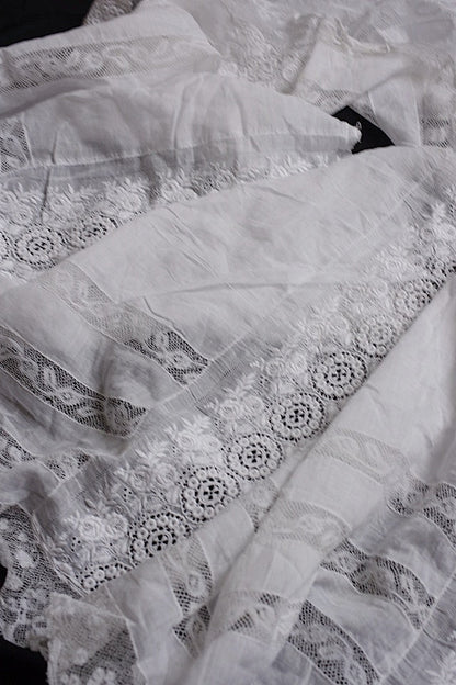 アンティークレース　dentelle ancinne レース生地はぎれ1 .FR a l'epoque