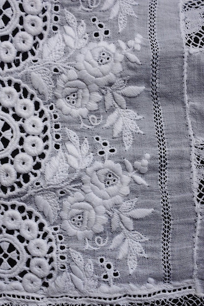 アンティークレース　dentelle ancinne レース生地はぎれ1 .FR a l'epoque