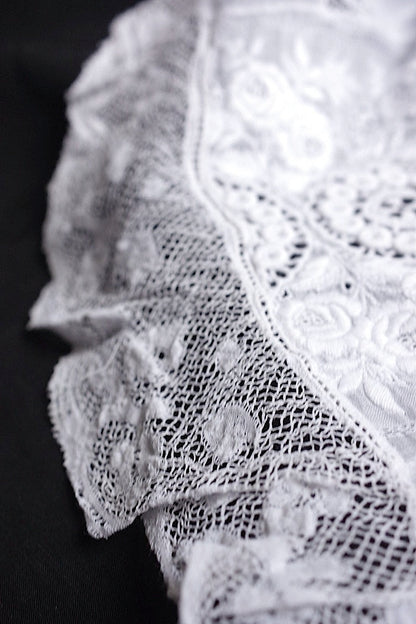 アンティークレース　dentelle ancinne レース生地はぎれ1 .FR a l'epoque