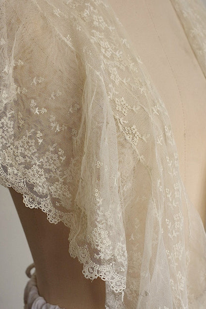 アンティークレース　dentelle ancinne ショール .FR a l'epoque