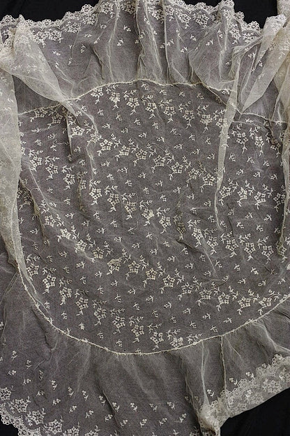 アンティークレース　dentelle ancinne ショール .FR a l'epoque