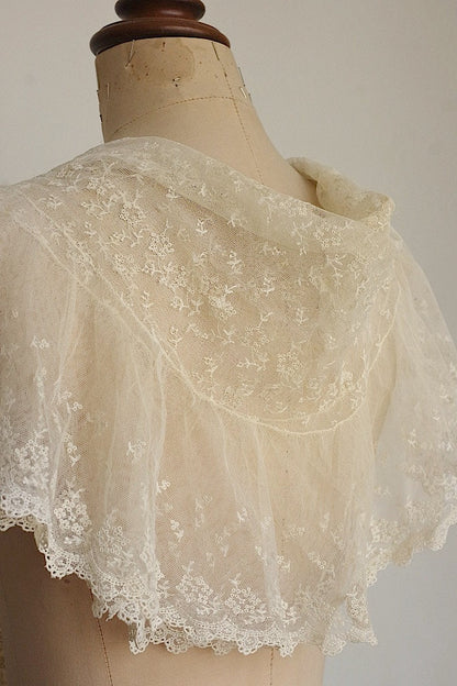 アンティークレース　dentelle ancinne ショール .FR a l'epoque