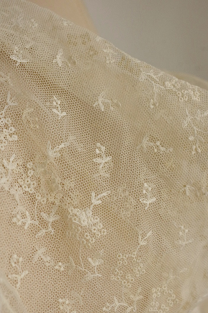アンティークレース　dentelle ancinne ショール .FR a l'epoque