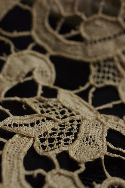 アンティークレース　dentelle ancinne ヴニーズ　290cm .FR a l'epoque