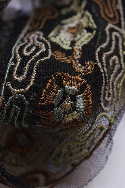 アンティークレース　dentelle ancinne 620cm .FR a l'epoque