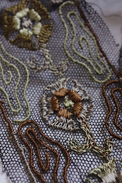 アンティークレース　dentelle ancinne 620cm .FR a l'epoque