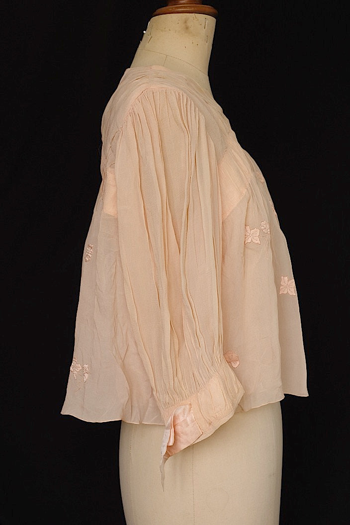 アンティークブラウス　vêtement  antique blouse5 .FR a l'epoque