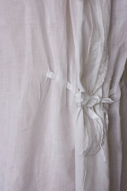 アンティークワンピース　vêtement  antique robe de chambre 1 .FR a l'epoque