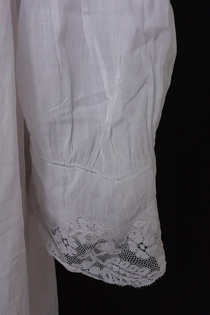 アンティークワンピース　vêtement  antique robe de chambre 1 .FR a l'epoque