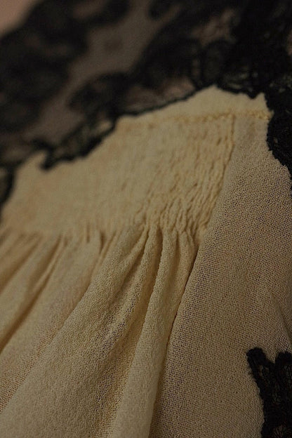 アンティークワンピース　vêtement  antique robe de chambre 2 .FR a l'epoque