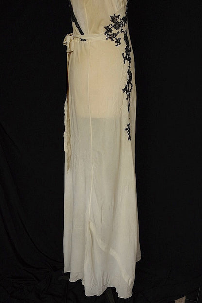 アンティークワンピース　vêtement  antique robe de chambre 2 .FR a l'epoque