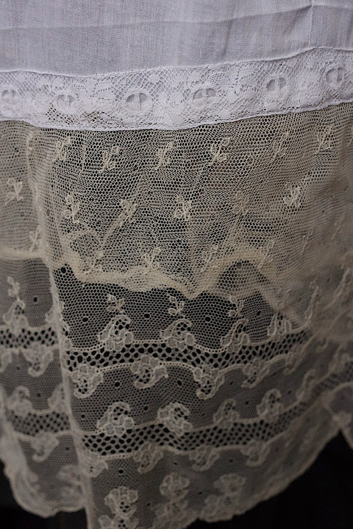 アンティークワンピース　vêtement  antique robe de chambre 3 .FR a l'epoque