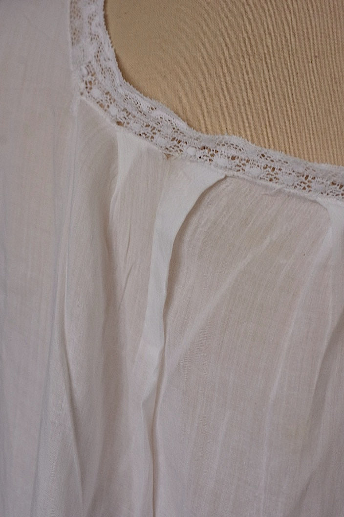 アンティークワンピース　vêtement  antique robe de chambre 3 .FR a l'epoque