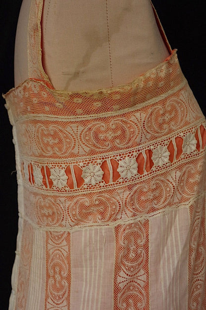 アンティークワンピース　vêtement  antique robe de chambre 4 .FR a l'epoque