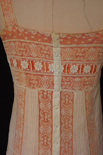 アンティークワンピース　vêtement  antique robe de chambre 4 .FR a l'epoque